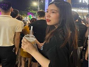 Thu Vu, у которого горячее тело, показал очень привлекательное секс -видео